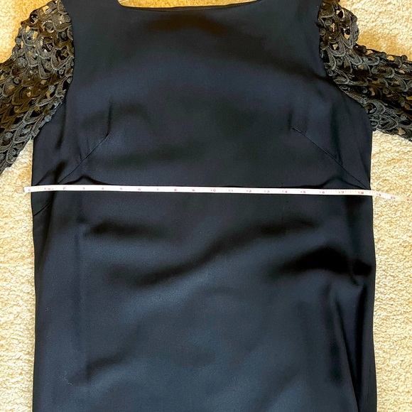 Vintage 1960’s Black Crepe W/ Crocheted Sleeves Cocktail Dress Size Small - Picture 12 of 17